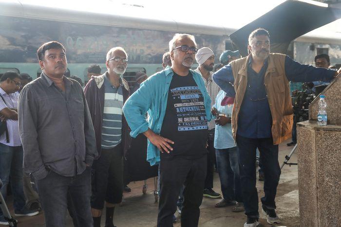 Brand New Posters & Working Stills of Naa Nuvve Movie