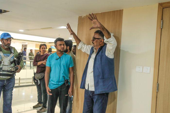 Brand New Posters & Working Stills of Naa Nuvve Movie