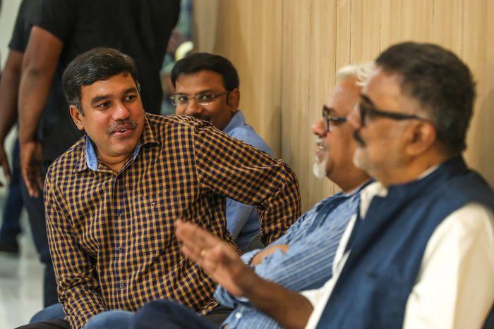 Brand New Posters & Working Stills of Naa Nuvve Movie