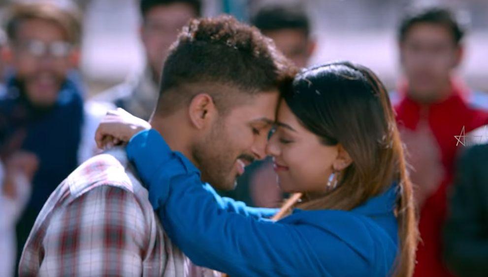Brand New Stills & Posters of Naa Peru Surya Naa Illu India