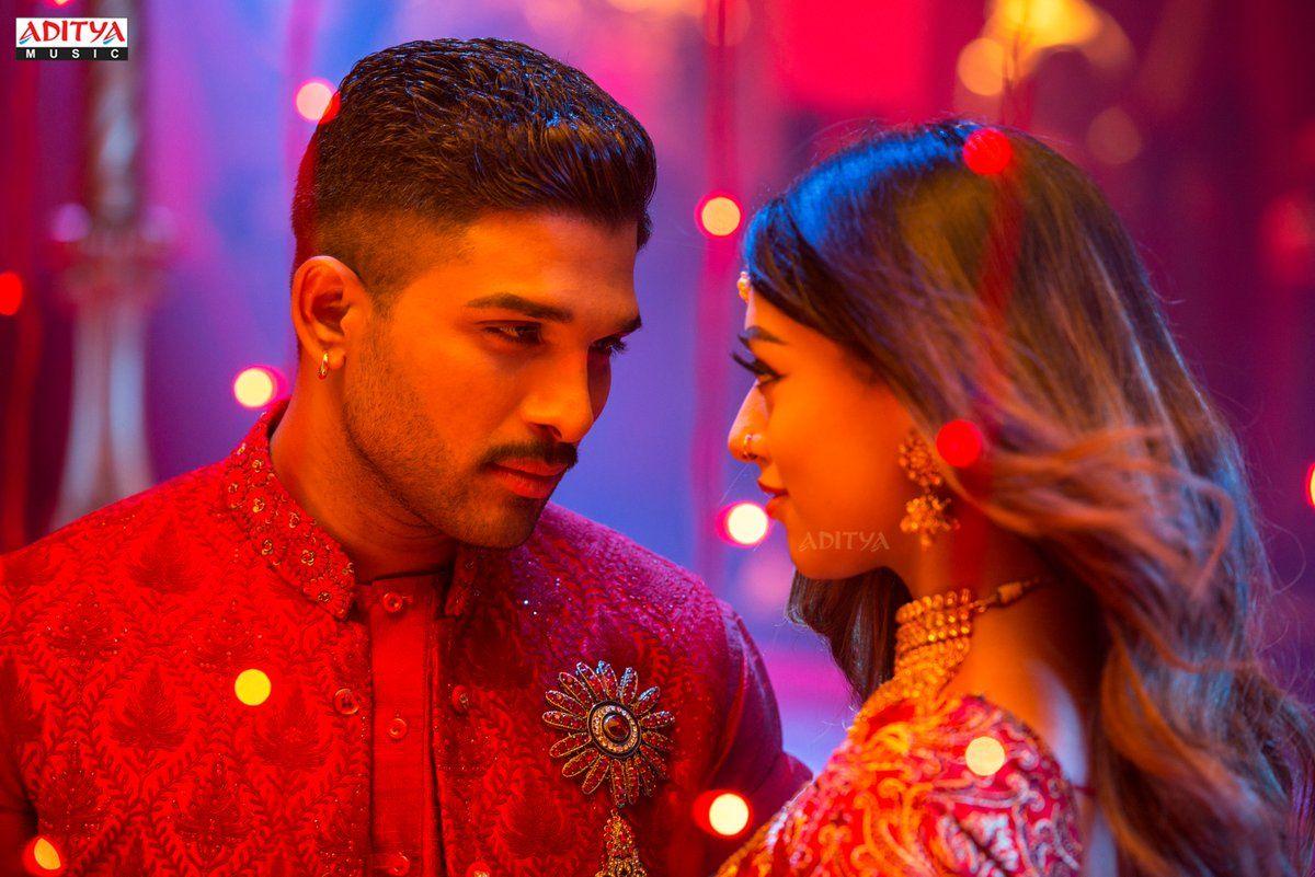 Brand New Stills & Posters of Naa Peru Surya Naa Illu India