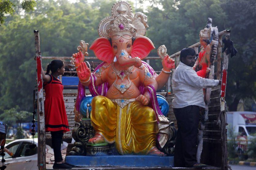 Bring Ganapati Idols Ahead of Ganesh Chaturthi Festival