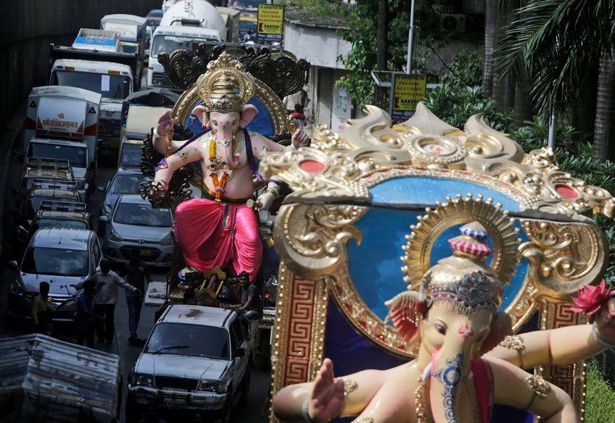 Bring Ganapati Idols Ahead of Ganesh Chaturthi Festival