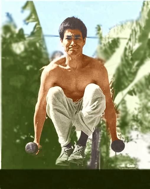 Bruce Lee Rare & Unseen Photo Collection