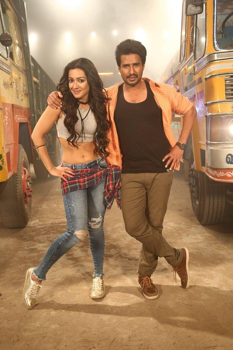 Catherine Tresa-Katha Nayagan Tamil Movie Stills