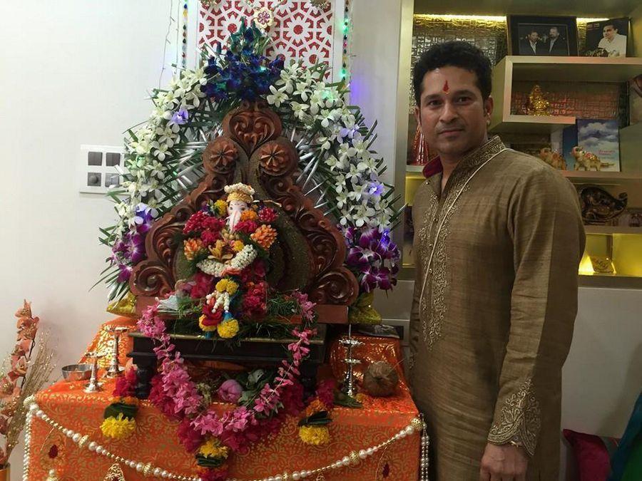 Celebrities Celebrate Ganesh Chaturthi 2016 Photos