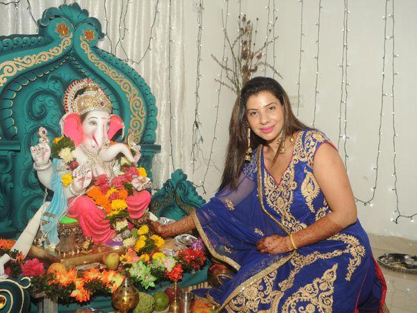 Celebrities Celebrate Ganesh Chaturthi 2016 Photos