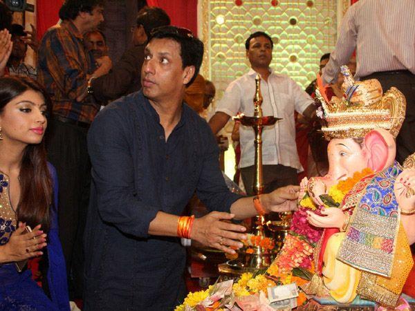 Celebrities Celebrate Ganesh Chaturthi 2016 Photos