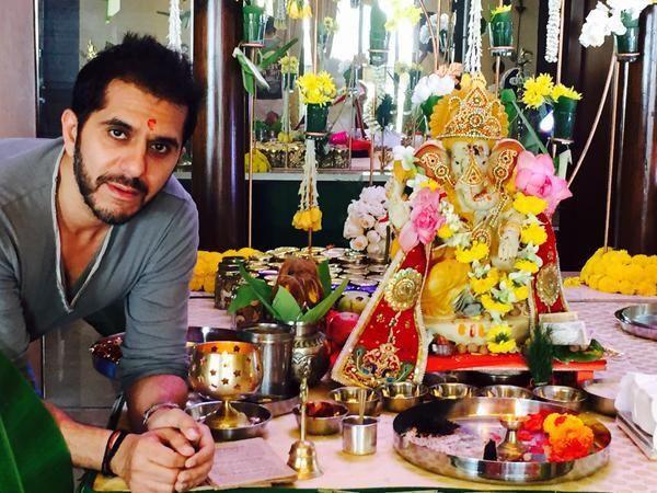 Celebrities Celebrate Ganesh Chaturthi 2016 Photos