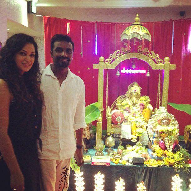 Celebrities Celebrate Ganesh Chaturthi 2016 Photos