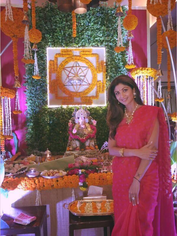 Celebrities Celebrate Ganesh Chaturthi 2016 Photos