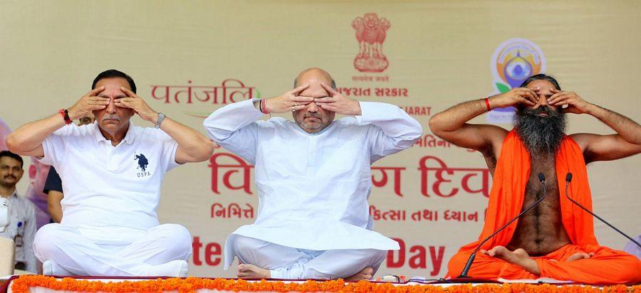 Celebrities Snapped during Yoga session 2017 Highlights Photos