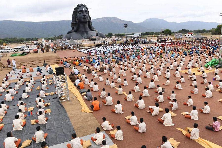 Celebrities Snapped during Yoga session 2017 Highlights Photos