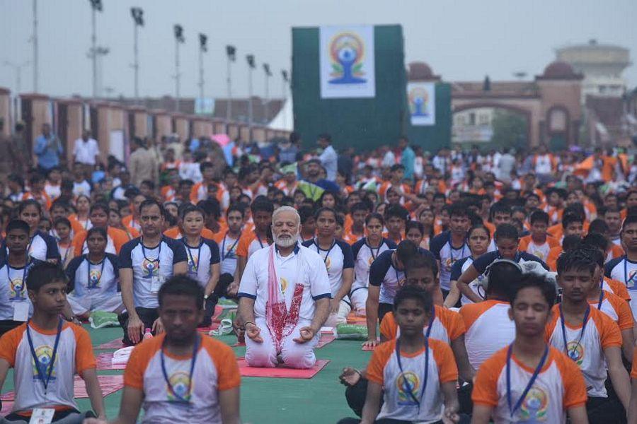 Celebrities Snapped during Yoga session 2017 Highlights Photos