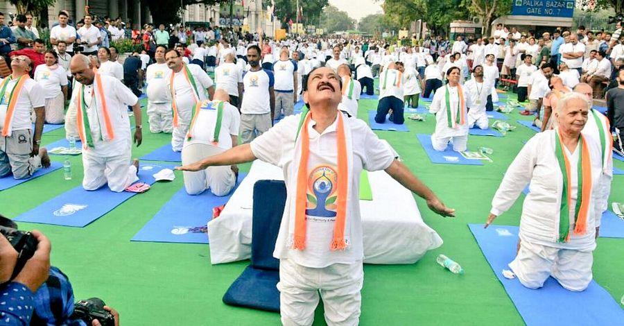 Celebrities Snapped during Yoga session 2017 Highlights Photos