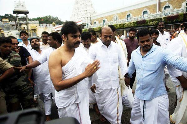 Celebrities at Tirumala Shrine Unseen Photos