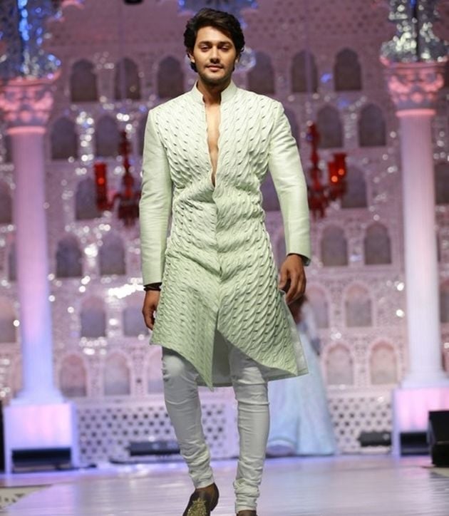 Celebs Beautiful Rampwalk Photos At Teach For Change Event