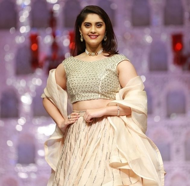 Celebs Beautiful Rampwalk Photos At Teach For Change Event