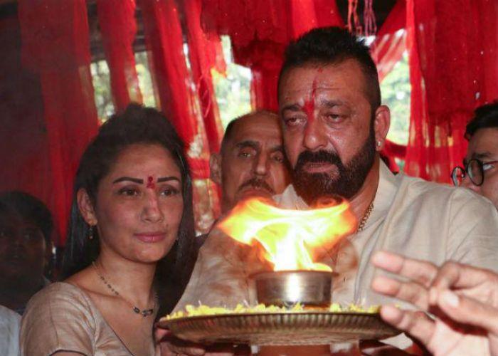 Celebs Celebrate Ganesh Chaturthi 2017 Photos