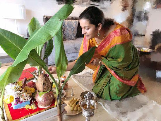 Celebs Celebrate Ganesh Chaturthi 2017 Photos