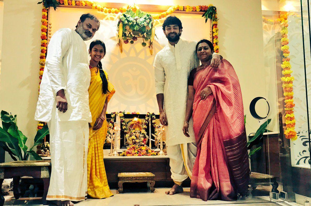 Celebs Celebrate Ganesh Chaturthi 2017 Photos