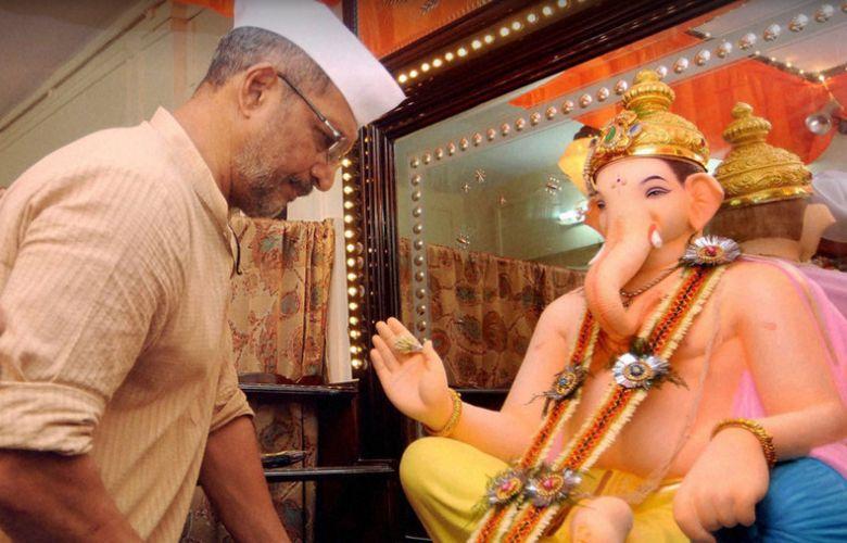 Celebs Celebrate Ganesh Chaturthi 2017 Photos