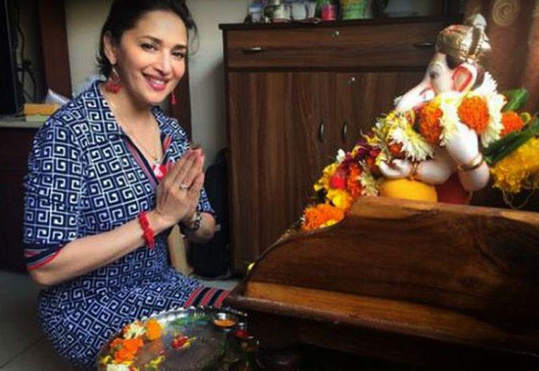 Celebs Celebrate Ganesh Chaturthi 2017 Photos