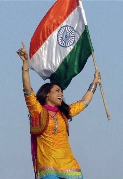 Celebs Salute Selfie For Independence Day Photos