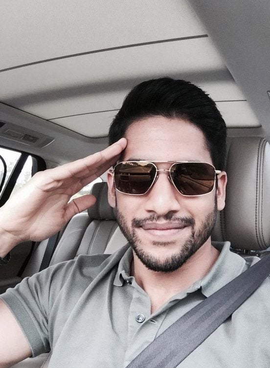 Celebs Salute Selfie For Independence Day Photos