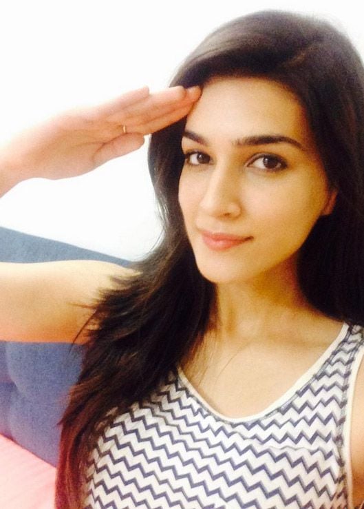 Celebs Salute Selfie For Independence Day Photos