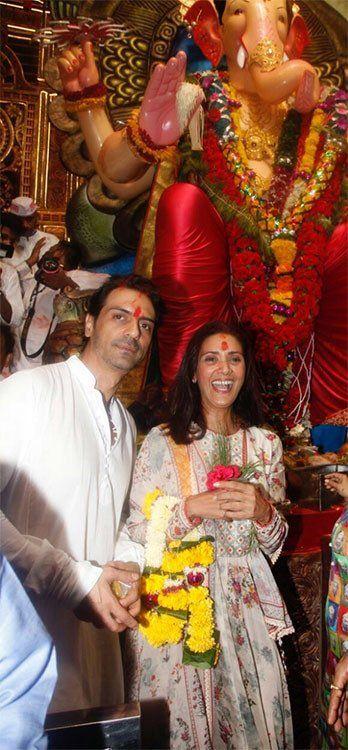 Celebs Seek Blessings Of Lalbaughcha Raja Photos