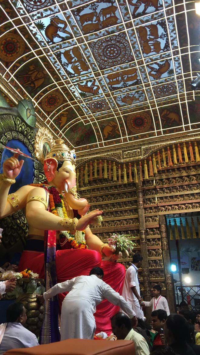 Celebs Seek Blessings Of Lalbaughcha Raja Photos