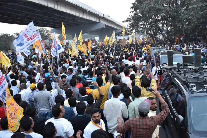 Chandrababu Naidu Road Show Photos