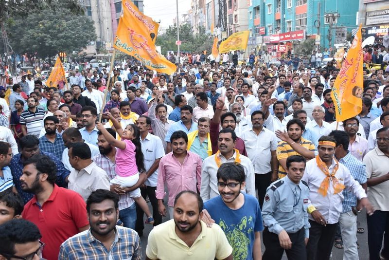 Chandrababu Naidu Road Show Photos