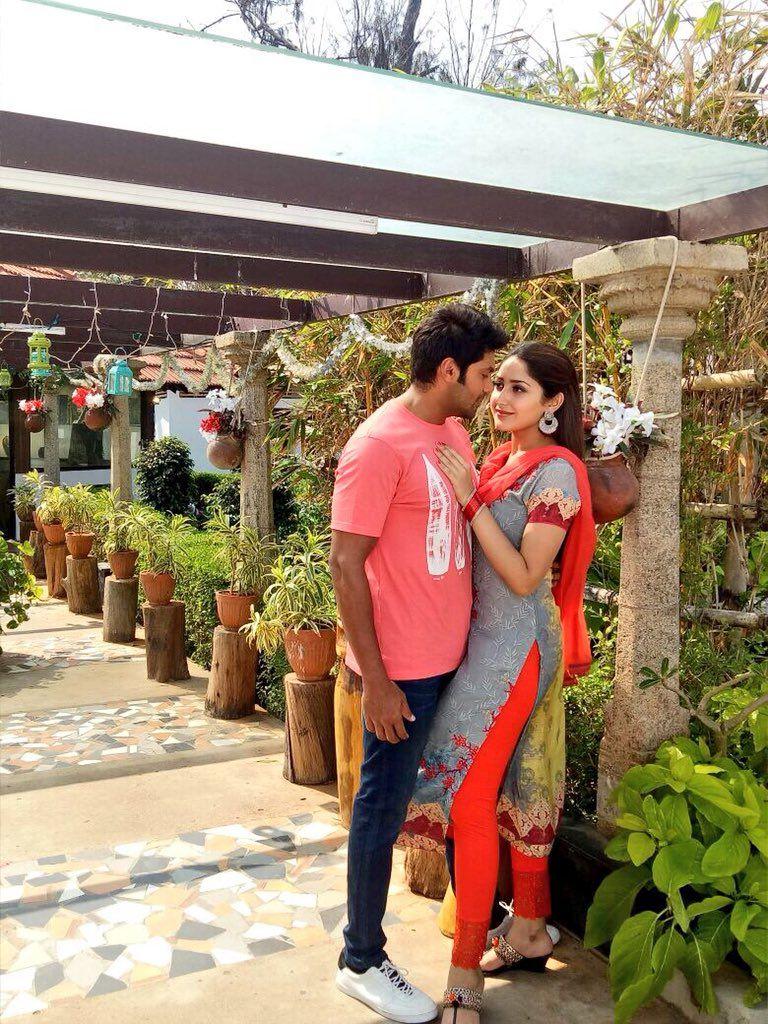 Check Out The Brand New Stills from Ghajinikanth Movie