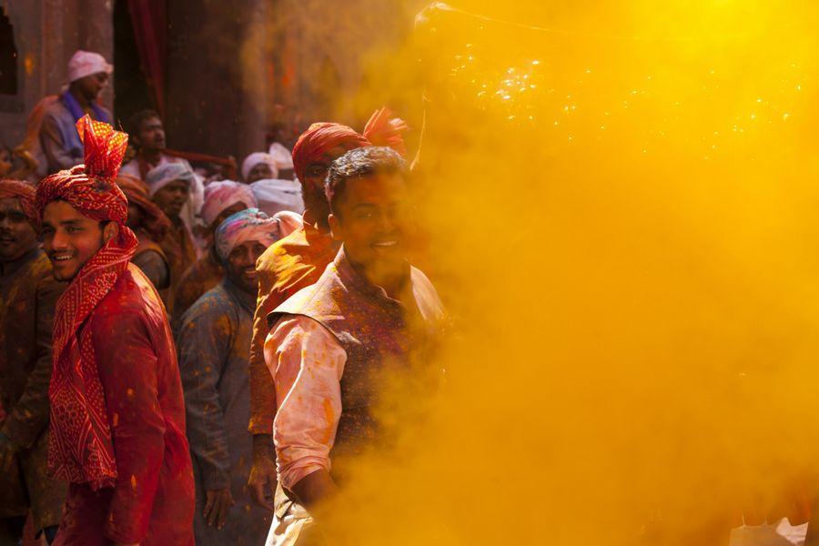 Cheliyaa Movie Latest HD Stills