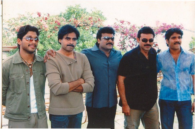 Chiranjeevi and Pawan Kalyan Rare Photos