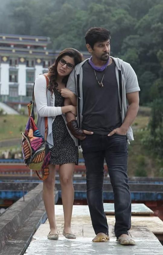 Chiyaan Vikram 10 Endrathukulla Movie Stills