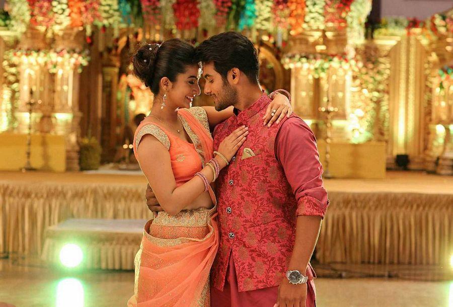 Chuttalabbayi Movie Latest Stills & Posters