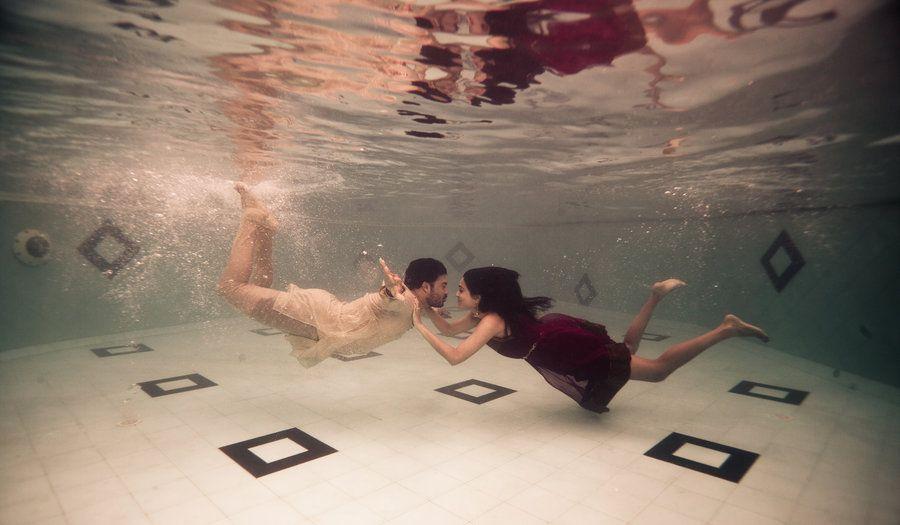 Crazy Underwater Pre-Wedding Shoot Photos that'll leave you Short of Breath