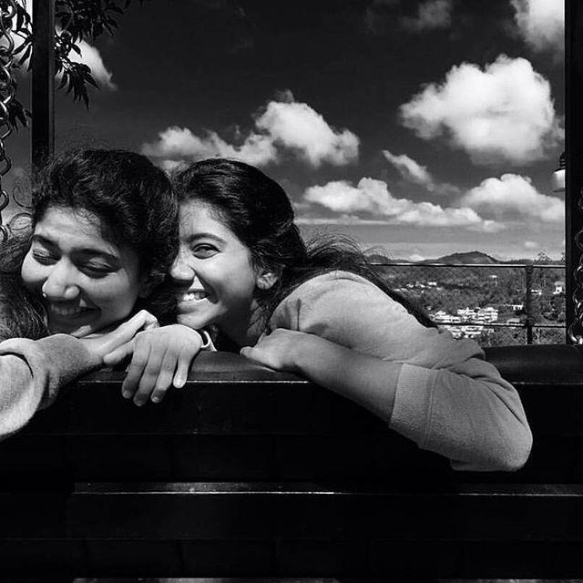 Cute Actress Sai Pallavi Never Seen Photos Collections!