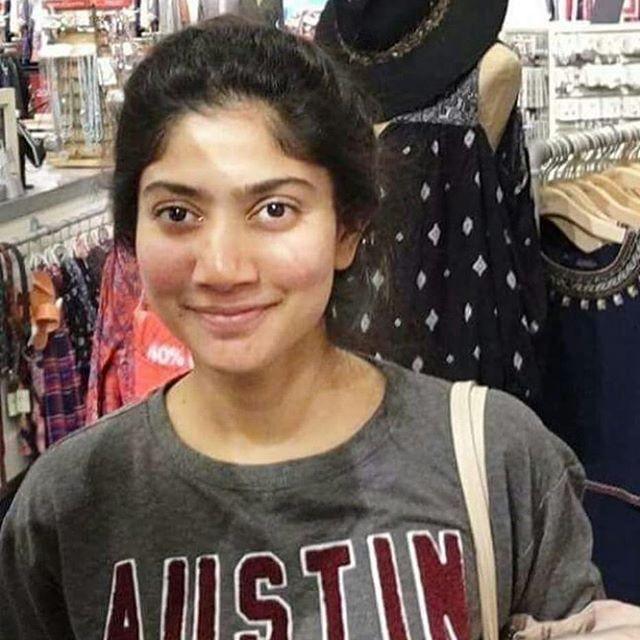 Cute Actress Sai Pallavi Never Seen Photos Collections!