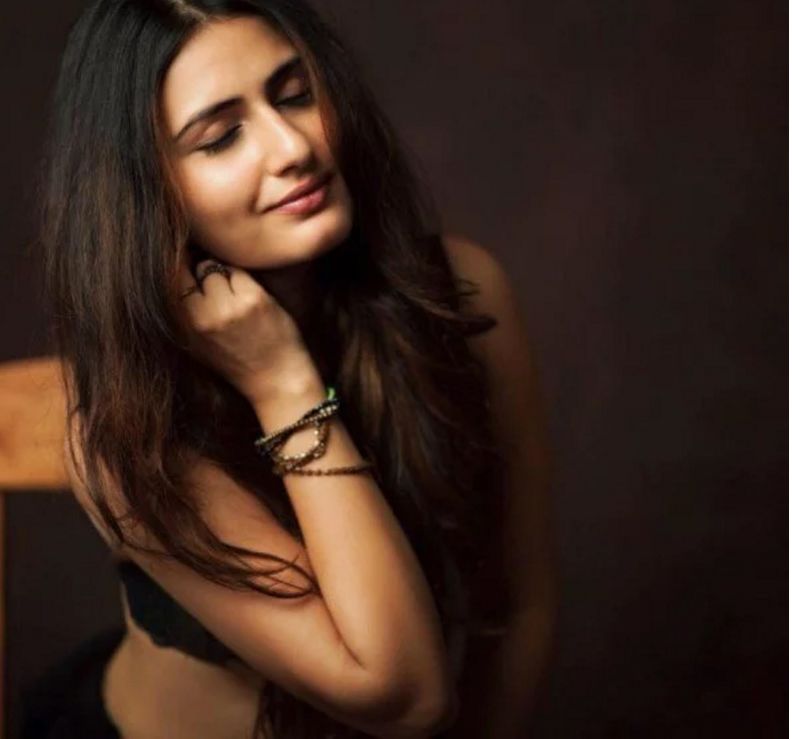 Dangal Girl Fatima Sana Shaikh Rare Photo Collection