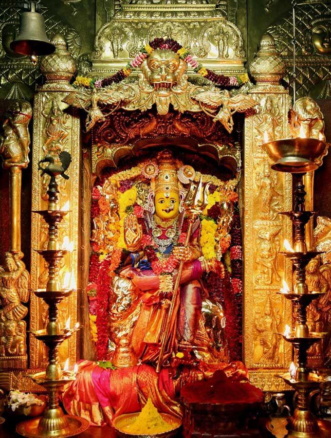 Dasara Navratri 2017: Durga Devi Alankaram in Kanakadurga Temple