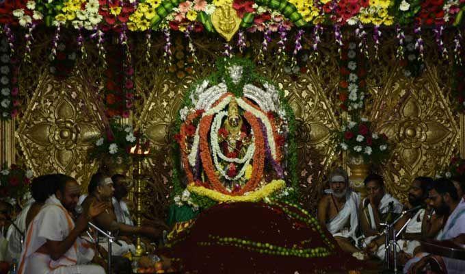 Dasara Navratri 2017: Mahishasura Mardini Avatar in Kanakadurga Temple