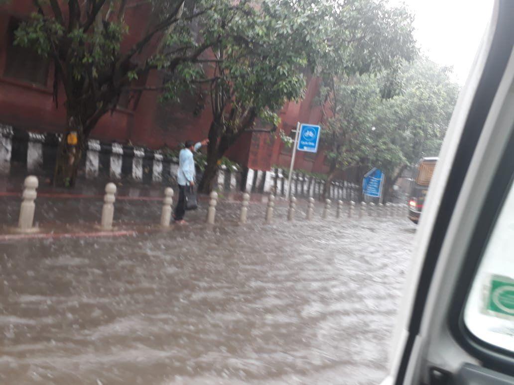 Delhi Rains: Heavy Rain Lashes Delhi-NCR, Traffic Jam, Waterlogging at several places