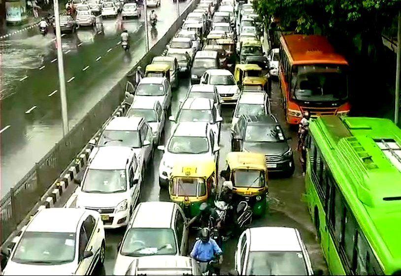 Delhi Rains: Heavy Rain Lashes Delhi-NCR, Traffic Jam, Waterlogging at several places