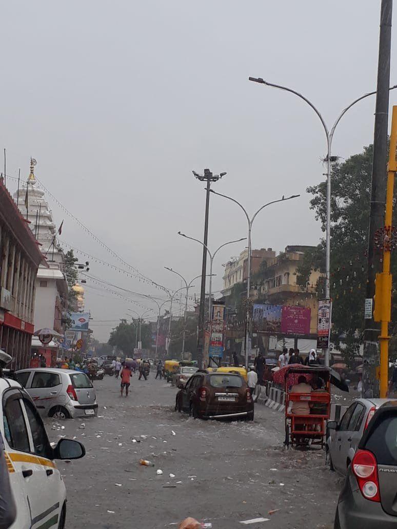 Delhi Rains: Heavy Rain Lashes Delhi-NCR, Traffic Jam, Waterlogging at several places