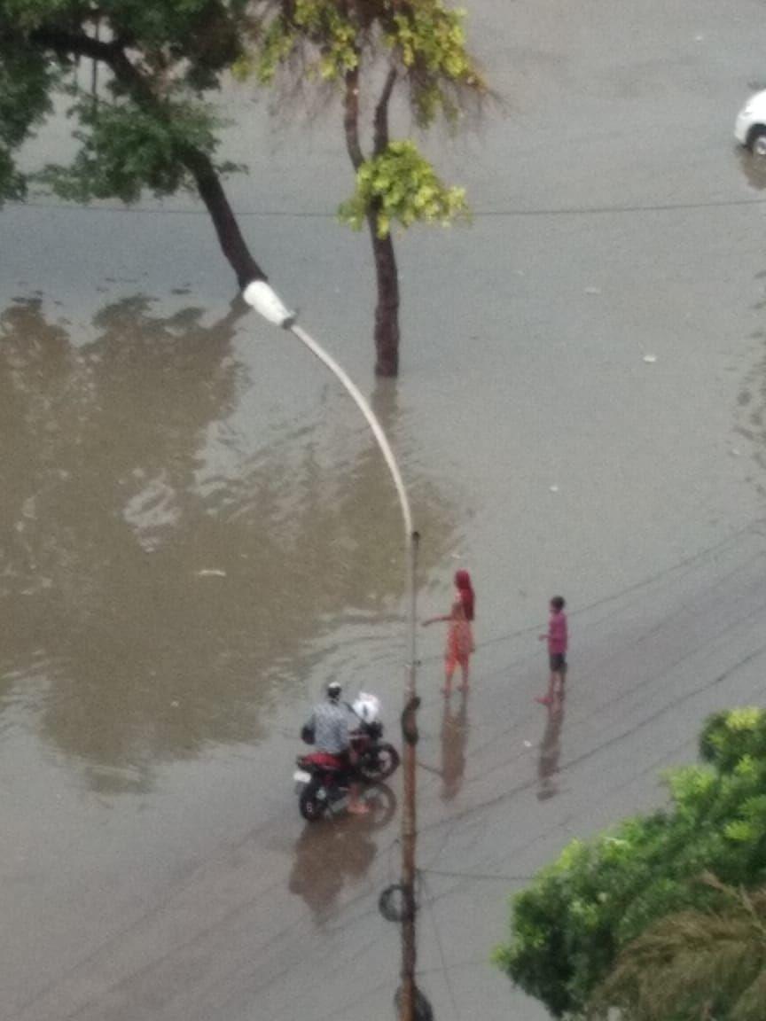 Delhi Rains: Heavy Rain Lashes Delhi-NCR, Traffic Jam, Waterlogging at several places