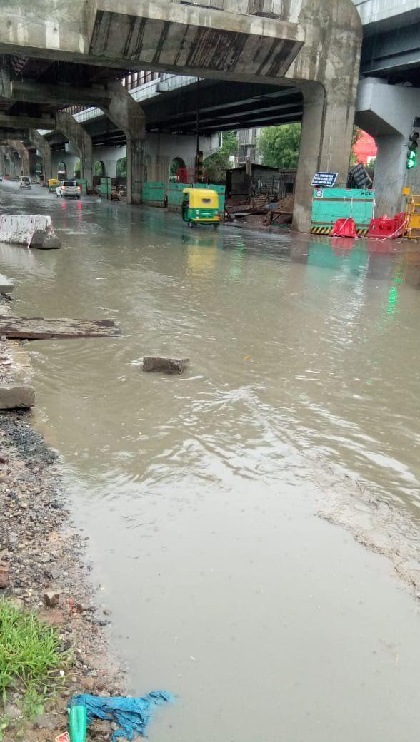 Delhi Rains: Heavy Rain Lashes Delhi-NCR, Traffic Jam, Waterlogging at several places